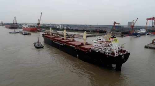 揚子江交付保加利亞Navibulgar首制31800載重噸大湖型散貨船，展現(xiàn)高端船舶制造實力